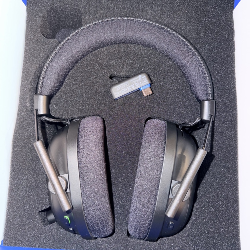 Razer BlackShark V2 Pro Wireless PlayStation Gaming Headset Black